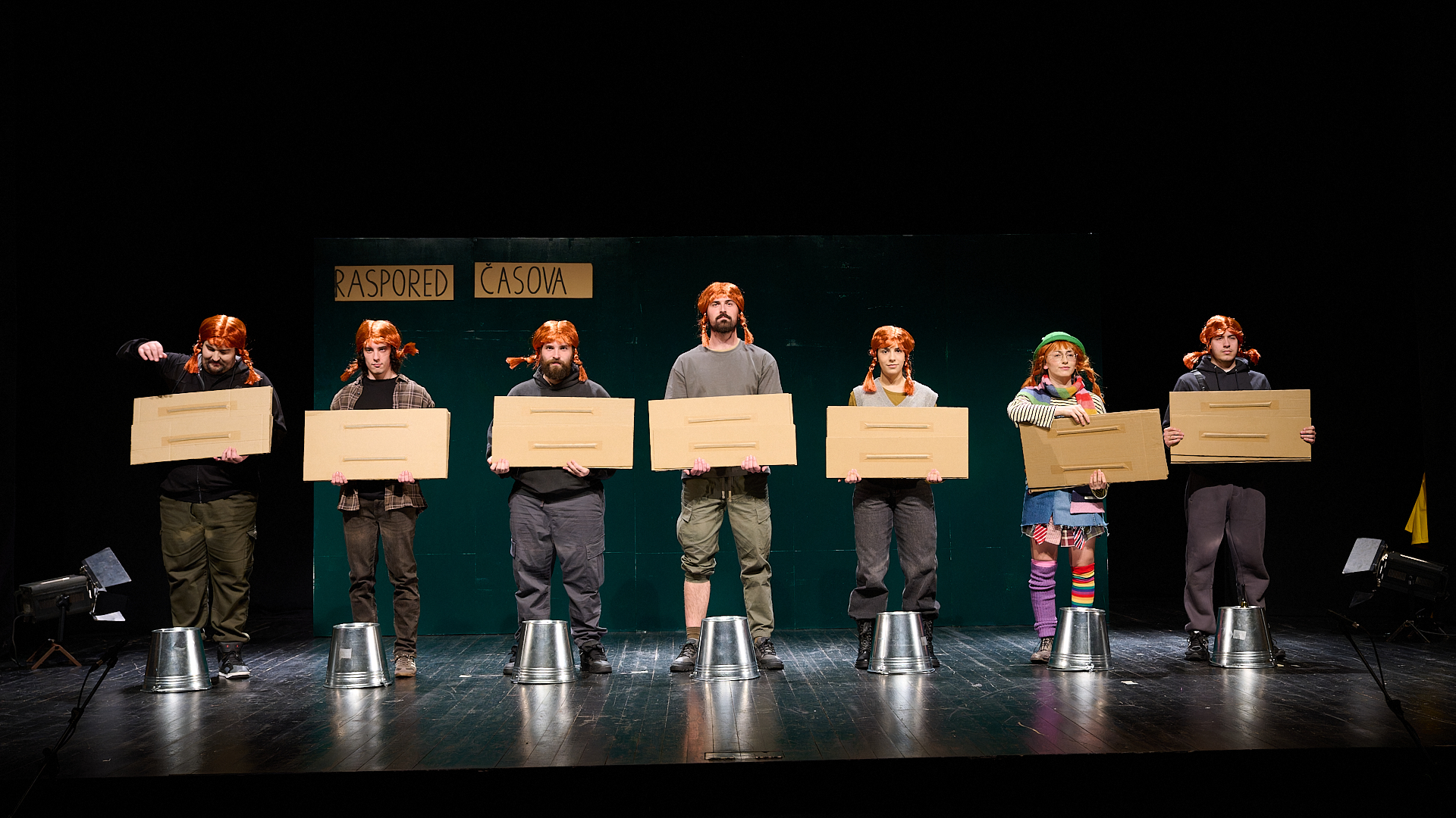 Kritika predstave ,,Raspored časova": Rasklopljeno djetinjstvo